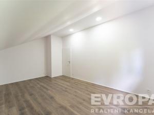 Prodej rodinného domu, Bystřice - Líšno, Líšno, 230 m2