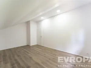 Prodej rodinného domu, Bystřice - Líšno, Líšno, 230 m2