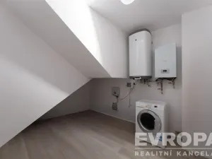Prodej rodinného domu, Bystřice - Líšno, Líšno, 230 m2