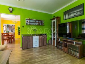 Prodej rodinného domu, Praha, Poděbradova, 206 m2