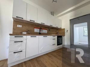 Pronájem bytu 2+1, Nýřany, Masarykovo náměstí, 72 m2