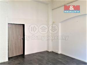 Pronájem obchodního prostoru, Kladno, Váňova, 35 m2
