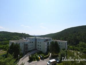 Pronájem bytu 2+1, Brno - Bystrc, Opálkova, 62 m2