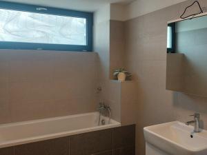 Pronájem bytu 3+kk, Brno - Sadová, Kumpoštova, 83 m2
