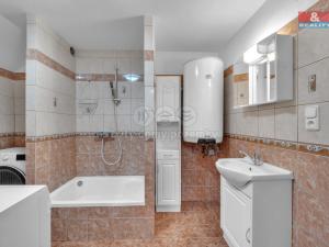 Prodej rodinného domu, Syřenov - Újezdec, 280 m2