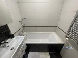 Pronájem bytu 2+kk, Břeclav - Poštorná, Dělnická, 55 m2