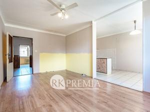 Prodej bytu 3+1, Teplice - Řetenice, Rooseveltovo náměstí, 66 m2