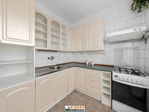 Prodej bytu 3+1, Chomutov, Čechova, 60 m2