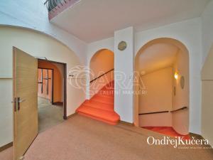 Prodej činžovního domu, Trutnov - Vnitřní Město, Krakonošovo náměstí, 857 m2