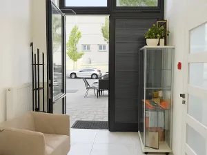 Prodej obchodního prostoru, Praha - Strašnice, Zvěřinova, 34 m2