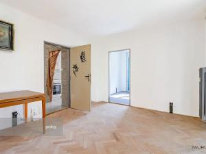 Prodej podílu bytu 3+1, Klatovy, Rozvoj, 64 m2
