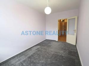 Pronájem bytu 2+kk, Praha - Kobylisy, Šimůnkova, 53 m2
