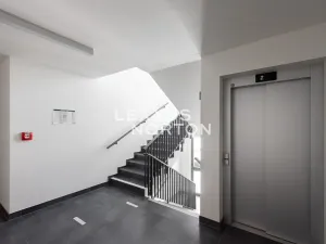 Pronájem bytu 2+kk, Praha - Střížkov, Střížkovská, 54 m2