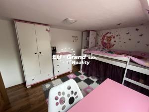 Prodej rodinného domu, Žandov - Dolní Police, 156 m2