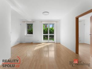 Pronájem bytu 3+kk, Hradec Králové - Třebeš, Ve Stromovce, 68 m2