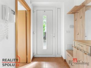 Pronájem bytu 3+kk, Hradec Králové - Třebeš, Ve Stromovce, 68 m2