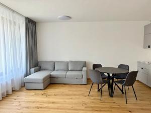 Pronájem bytu 3+kk, Praha - Nusle, Muzikova, 95 m2