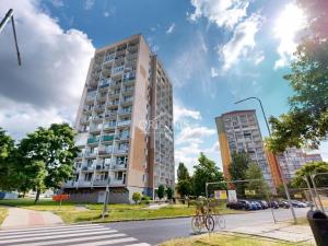 Prodej bytu 2+1, Chomutov, Bezručova, 60 m2