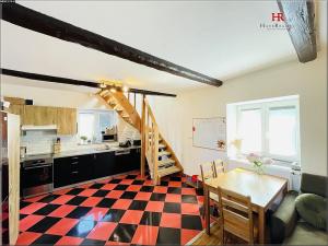 Prodej rodinného domu, Stříbrná Skalice, 159 m2