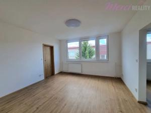 Prodej bytu 2+1, Uherské Hradiště, Vladislava Vaculky, 44 m2