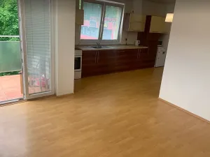 Pronájem bytu 1+kk, Otrokovice, Hlavní, 28 m2