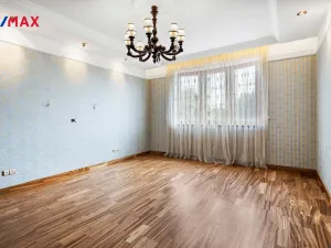 Prodej rodinného domu, Jenišov - Pod Rohem, K Rohu, 435 m2