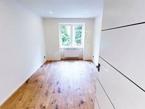 Prodej bytu 3+1, Kolín, Sladkovského, 75 m2