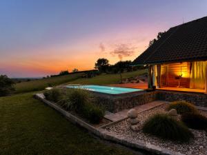 Prodej rodinného domu, Bohatice, 230 m2