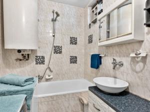 Prodej rodinného domu, Vrbová Lhota, Příčná, 181 m2