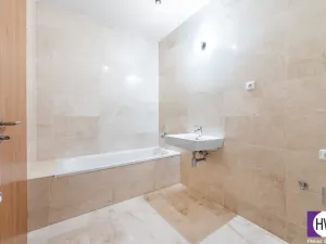 Prodej bytu 2+kk, Praha, Poděbradská, 56 m2