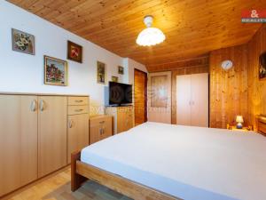 Prodej rodinného domu, Bochov, Zahradní, 140 m2