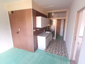 Prodej bytu 2+1, Rotava, Sídliště, 51 m2