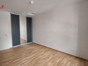 Pronájem bytu 2+kk, Praha - Modřany, Mezi vodami, 56 m2