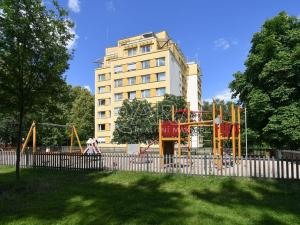 Prodej bytu 3+1, Praha - Kobylisy, Šimůnkova, 63 m2