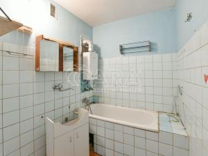 Prodej bytu 3+1, Praha - Kobylisy, Šimůnkova, 63 m2