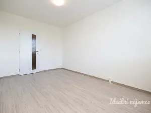 Pronájem bytu 2+kk, Praha, Štichova, 42 m2