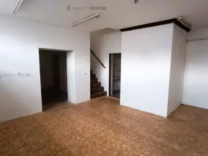 Pronájem obchodního prostoru, České Budějovice - České Budějovice 3, Jeremiášova, 102 m2