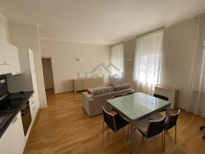 Pronájem bytu 2+kk, Praha - Holešovice, Ovenecká, 55 m2