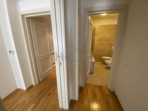 Pronájem bytu 2+kk, Praha - Holešovice, Ovenecká, 55 m2