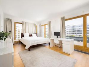 Pronájem bytu 4+kk, Praha, Za Karlínským přístavem, 150 m2