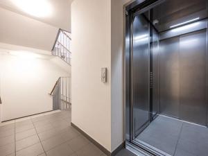Pronájem bytu 4+kk, Praha, Za Karlínským přístavem, 150 m2