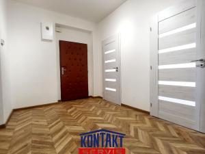 Pronájem bytu 3+1, České Budějovice, Lannova tř., 85 m2