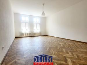 Pronájem bytu 3+1, České Budějovice, Lannova tř., 85 m2