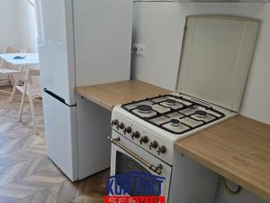 Pronájem bytu 3+1, České Budějovice, Lannova tř., 85 m2