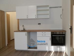 Pronájem bytu 2+1, Skuteč, Školní, 50 m2