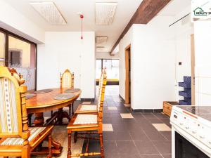 Prodej činžovního domu, Luby, Revoluční, 428 m2