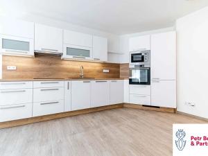Pronájem bytu 3+kk, Rakovník, Husovo náměstí, 87 m2