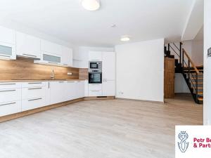 Pronájem bytu 3+kk, Rakovník, Husovo náměstí, 87 m2