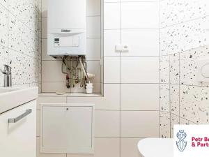 Pronájem bytu 3+kk, Rakovník, Husovo náměstí, 87 m2