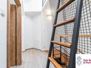 Pronájem bytu 3+kk, Rakovník, Husovo náměstí, 87 m2